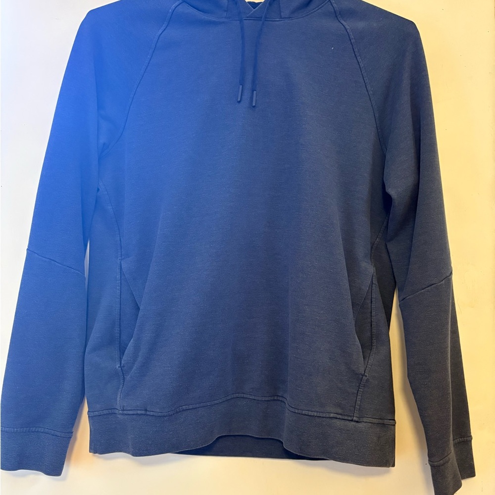 Lululemon Blue/Grey Performance Sweatshirt